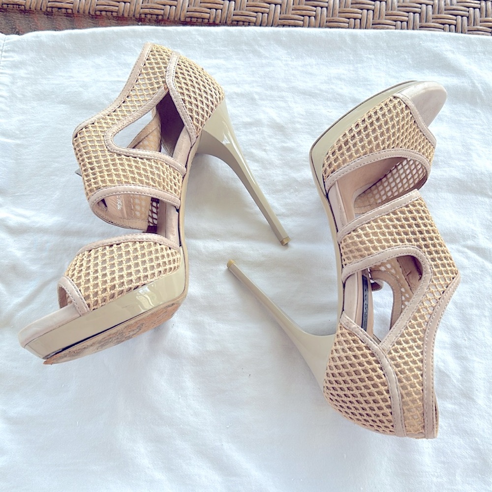 Burberry Neutral Tone Mesh Stiletto Platform Sandal EU40 - Picture 4 of 12
